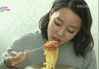라면먹는 고우리..gif | 인스티즈