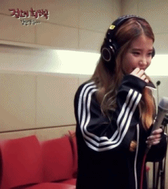 빵터진 아이유.jpgif | 인스티즈