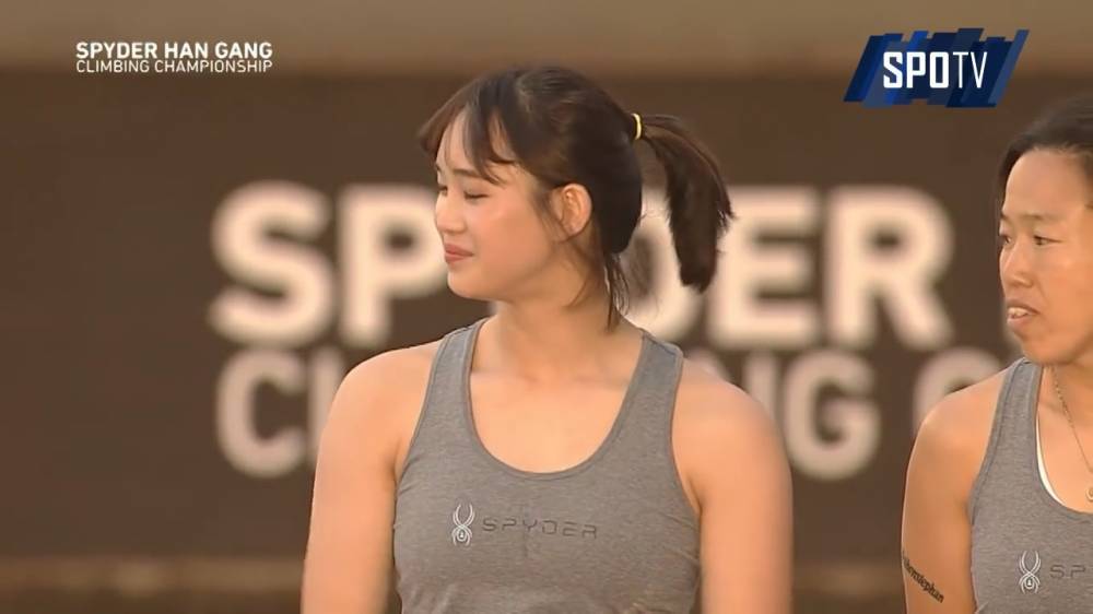 어깨깡패 여고생 | 인스티즈