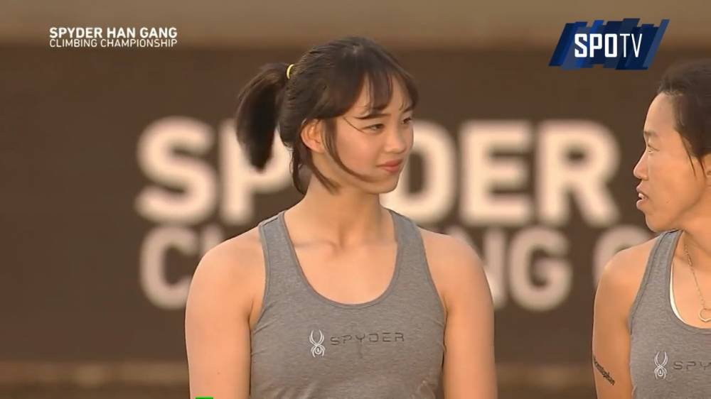 어깨깡패 여고생 | 인스티즈