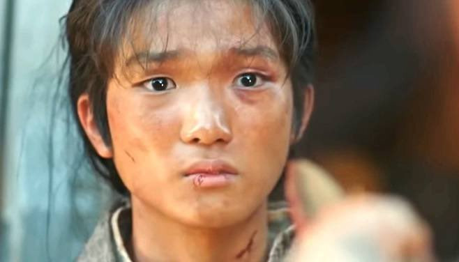 약한영웅클투 서준태가 미스터선샤인 호강에 겨운 양반계집 걔였다고......? | 인스티즈