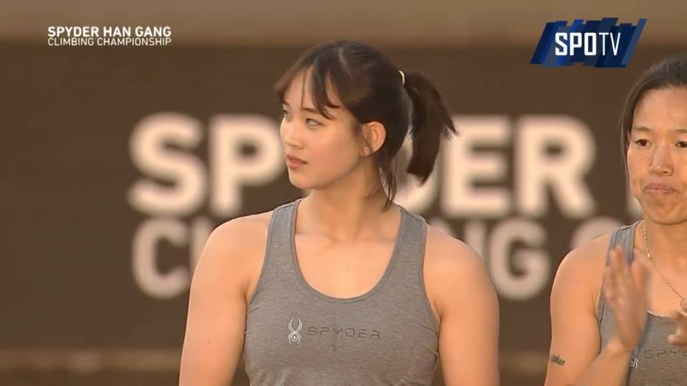 어깨깡패 여고생 | 인스티즈