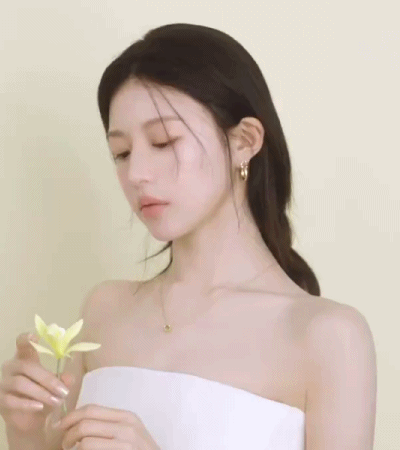 고윤정 마리끌레르 화보.jpgif | 인스티즈