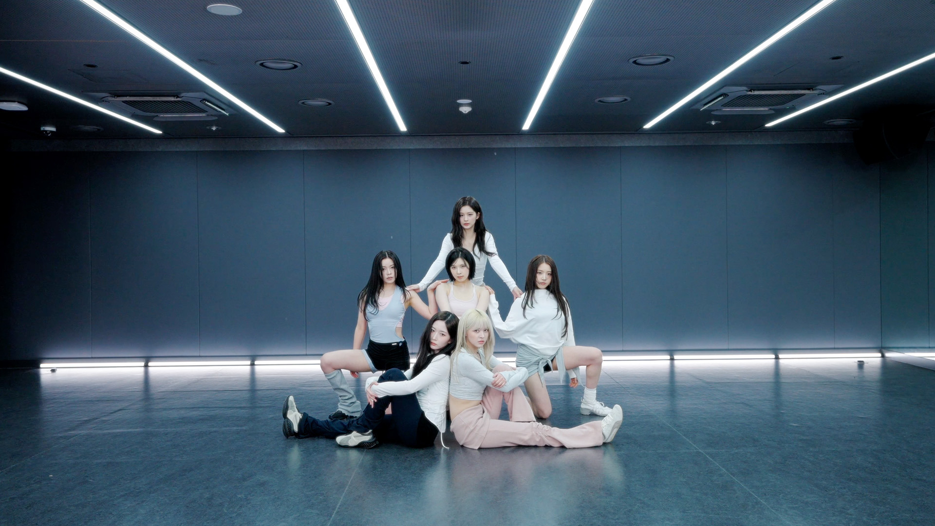 엔믹스 "Crescendo” Stage Practice | 인스티즈