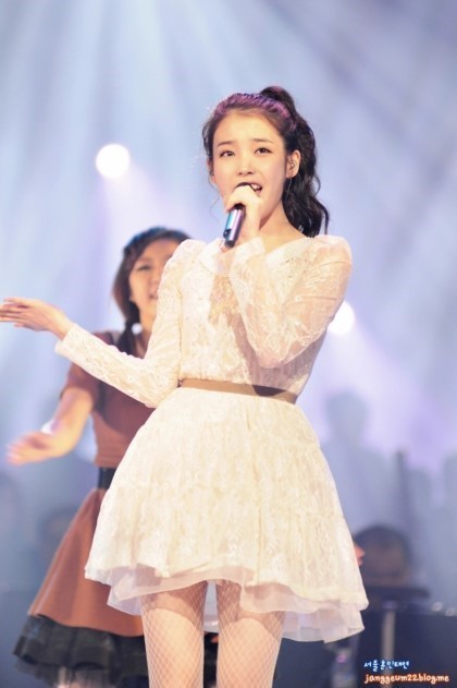 포니테일 아이유.jpgif | 인스티즈