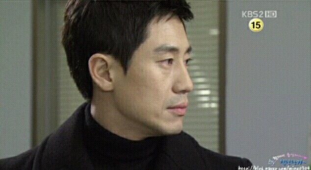증명사진까지도 연기하고있는 이제훈 신하균 | 인스티즈