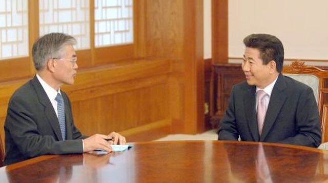 문재인 대통령이 꿈에서 여러번 봤다는 사람..gif | 인스티즈