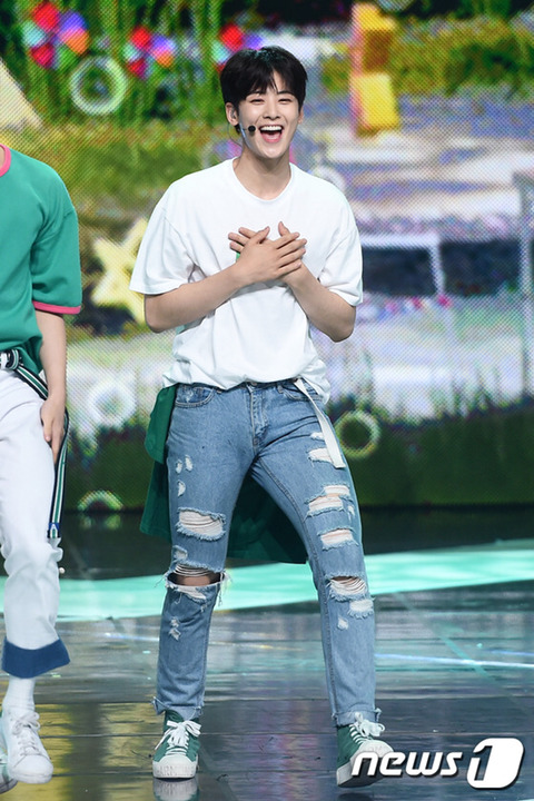 차은우 반전매력 | 인스티즈