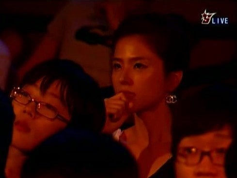 스타 직관녀 레전드.gif | 인스티즈