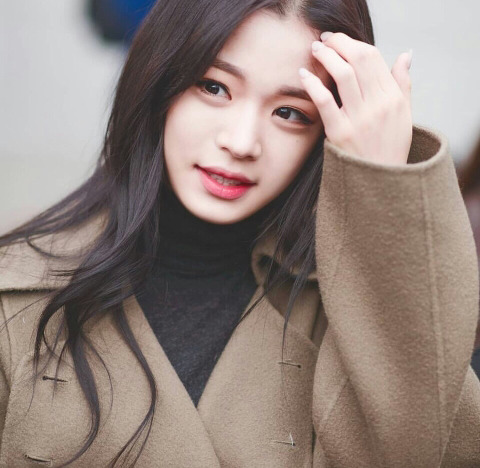 프로미스 나인 이채영 | 인스티즈