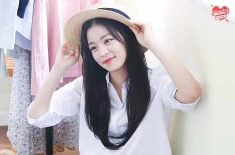 프로미스 나인 이채영 | 인스티즈