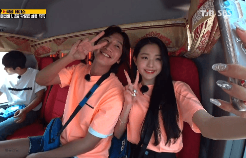 셀카찍다 광수에게 걸린 장원영.gif | 인스티즈