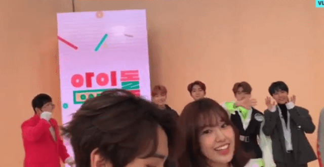 아이즈원 안유진 아이돌룸 더보이즈 브이라이브 보조MC발탁.jpgif | 인스티즈