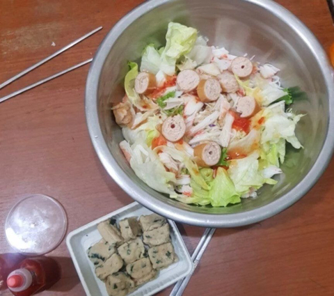 헬스장 피티 끊었는데 6키로 찐 한 여초회원.jpg | 인스티즈