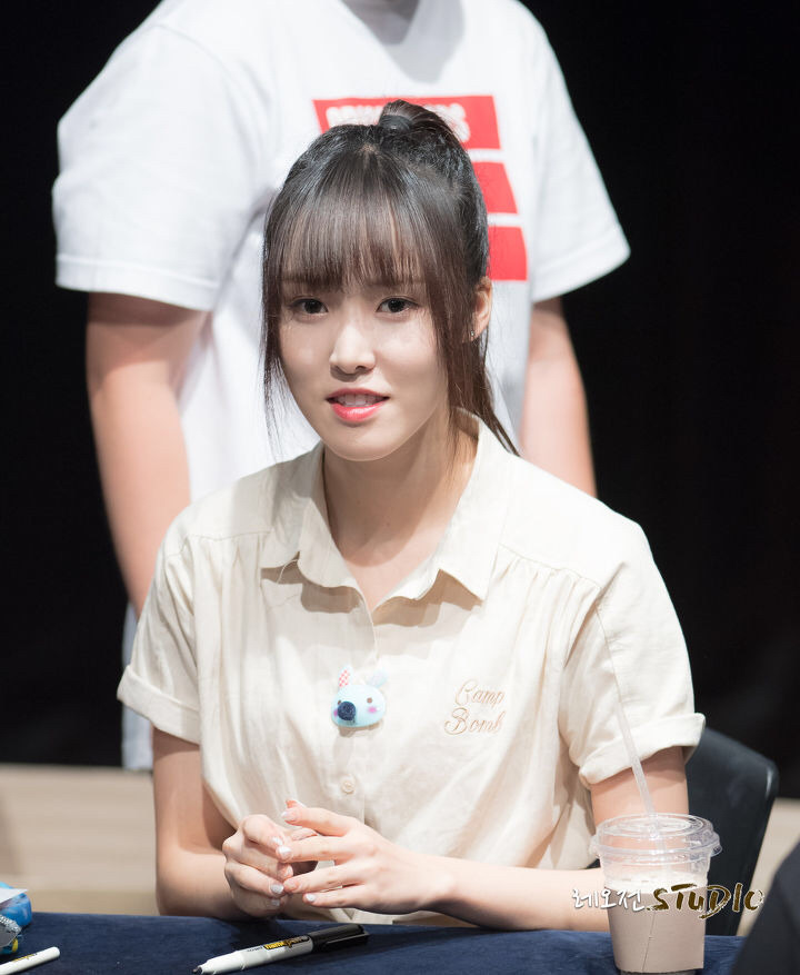 [여자친구] 문득 올려다 본 하늘이 이뻐서 유주 | 인스티즈