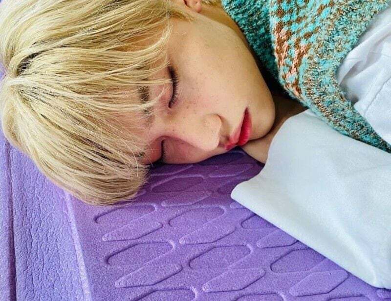 과거 주근깨 때문에 너무 힘들었다던 아이돌 | 인스티즈