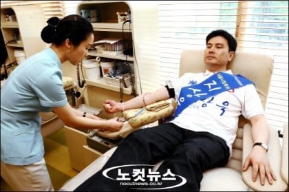 흙흙흙 형 저 오이인데요? (낭낭한 흙오이 사진들 준비함) | 인스티즈