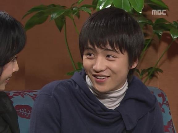 [거침없이하이킥] 민호가 유미랑 뽀뽀해서 충격받은 박해미 ㅋㅋㅋㅋㅋ.jpg | 인스티즈