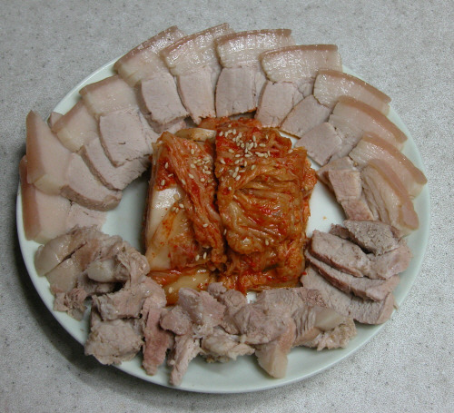 돼지고기 부위중에서 가격이 제일 싼 뒷다리살.jpg | 인스티즈