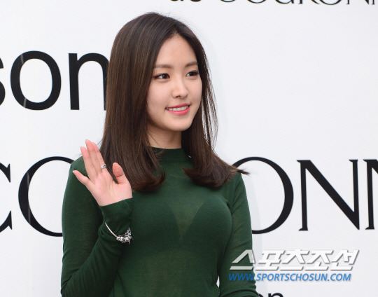 [74장] 손나은 오늘자 파격 시스루 모음 | 인스티즈