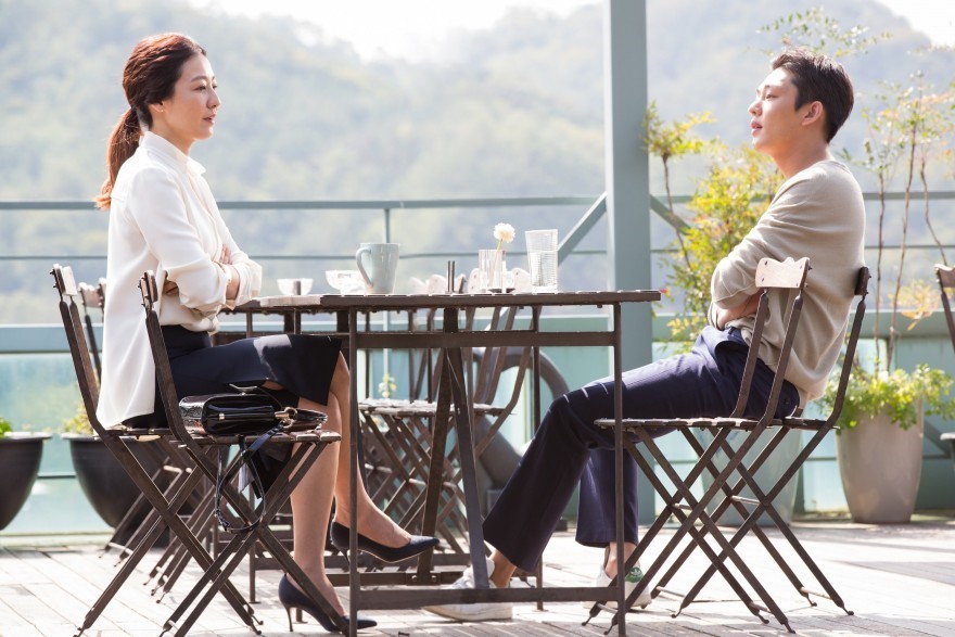 연상녀와 있을때 이중적인 야릇함이 느껴지는 남자배우들의 공통점 (갭모에) | 인스티즈