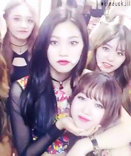[데이터주의] 안 친한 사람을 찾기힘든 아이오아이 멤버들 케미 (1) | 인스티즈