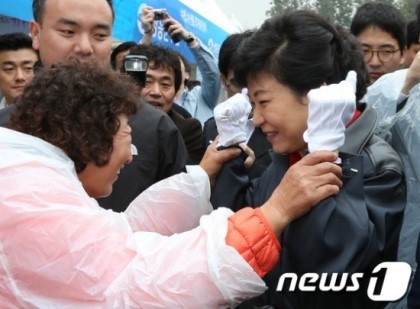 흙흙흙 형 저 오이인데요? (낭낭한 흙오이 사진들 준비함) | 인스티즈