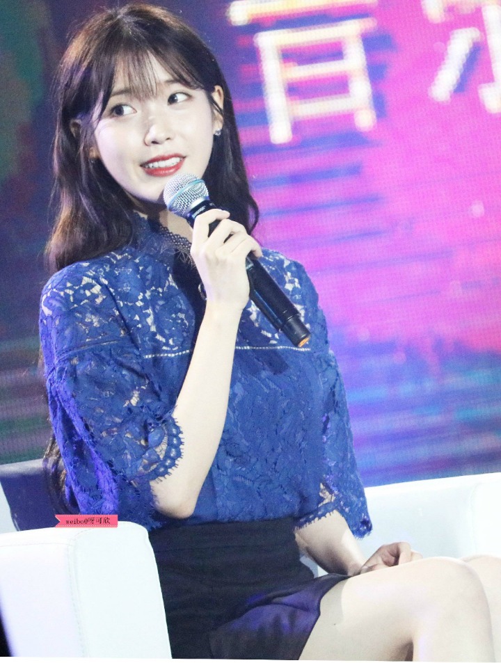 아이유 옷 잘 입히는 코디.gif | 인스티즈