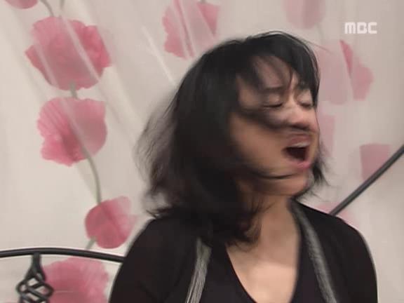 [거침없이하이킥] 민호가 유미랑 뽀뽀해서 충격받은 박해미 ㅋㅋㅋㅋㅋ.jpg | 인스티즈