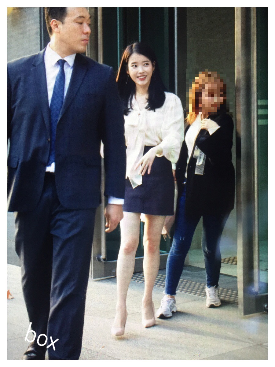 오늘자 아이유.jpggif | 인스티즈