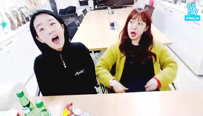 어제자 음주방송 의심되는 에이핑크 v앱 (feat. 보미 남주) | 인스티즈