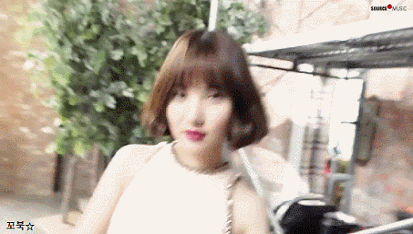 은근 섹시한 여자친구 은하.gif | 인스티즈