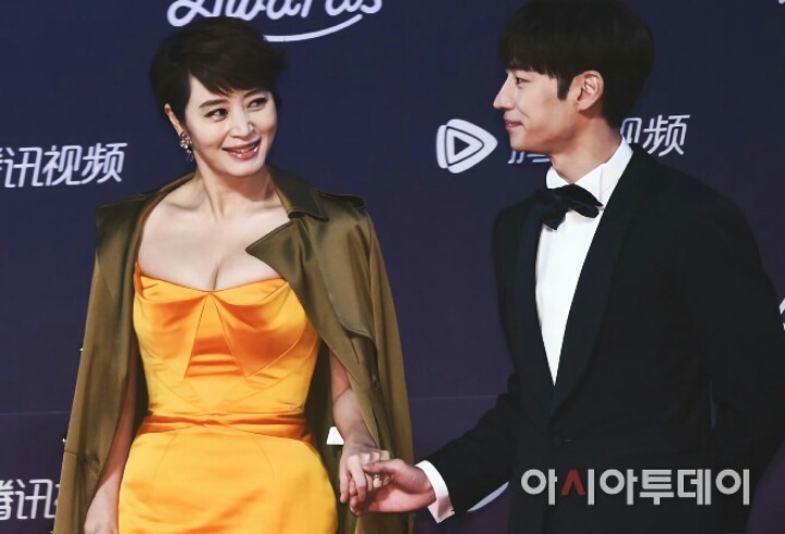 연상녀와 있을때 이중적인 야릇함이 느껴지는 남자배우들의 공통점 (갭모에) | 인스티즈