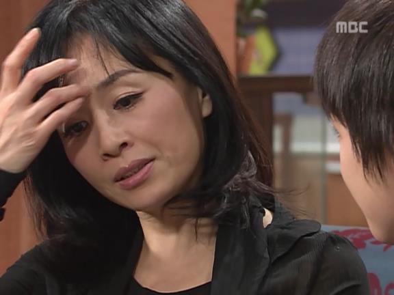 [거침없이하이킥] 민호가 유미랑 뽀뽀해서 충격받은 박해미 ㅋㅋㅋㅋㅋ.jpg | 인스티즈