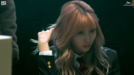 트와이스 모모 나비잠 뮤비 움짤.gif | 인스티즈
