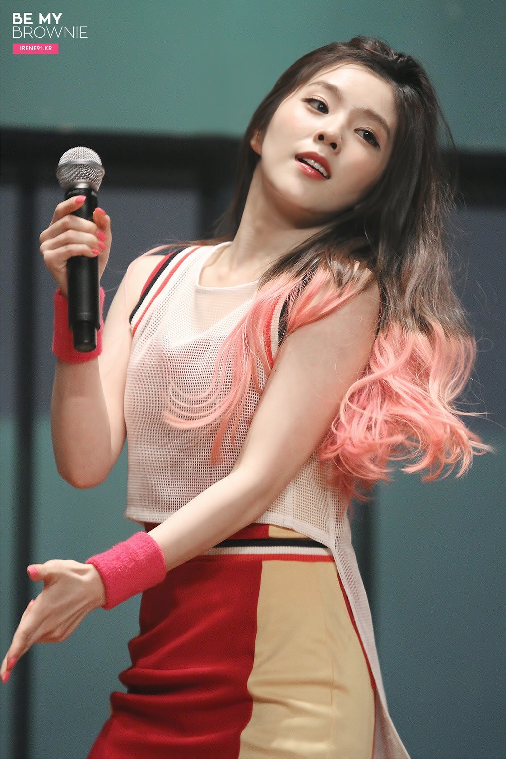 분홍 머리 아이린.gif | 인스티즈
