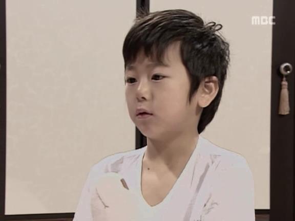[거침없이하이킥] 민호가 유미랑 뽀뽀해서 충격받은 박해미 ㅋㅋㅋㅋㅋ.jpg | 인스티즈