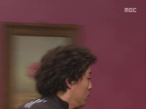 [거침없이하이킥] 민호가 유미랑 뽀뽀해서 충격받은 박해미 ㅋㅋㅋㅋㅋ.jpg | 인스티즈