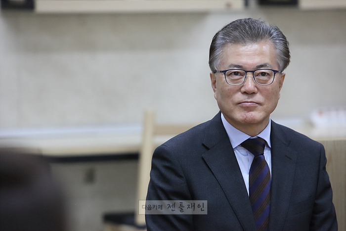 손혜원이 문재인한테 고나리 했던 썰 | 인스티즈