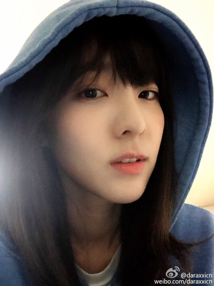 남자들이 탐낼만한 아이템 많은 산다라박 사복 패션.jpg | 인스티즈