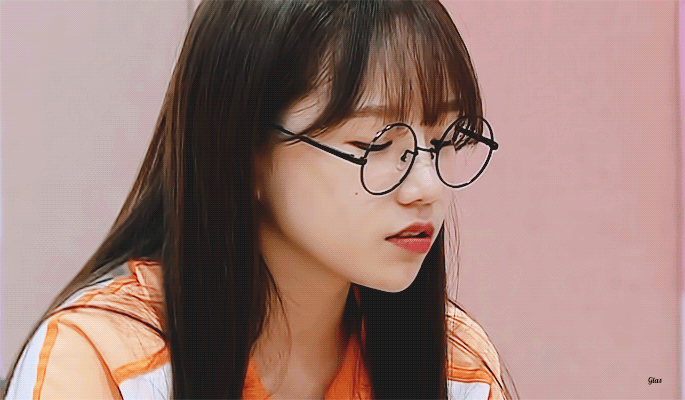아이즈원) 조유리 안경짤 모음 2.gif | 인스티즈