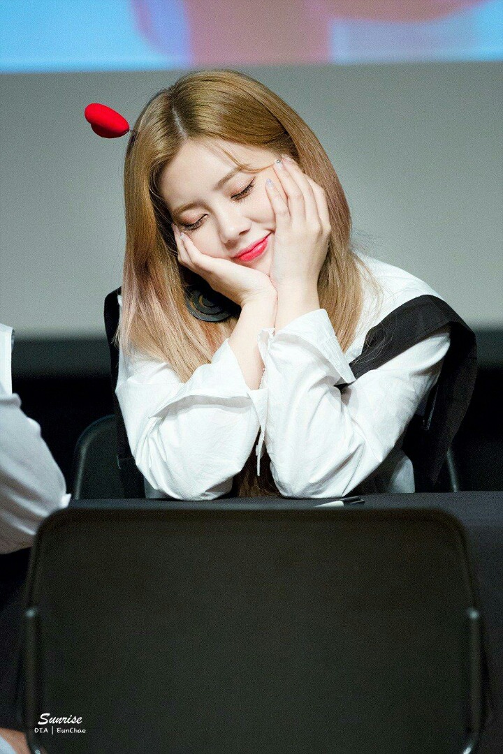 다이아 권은채 | 인스티즈