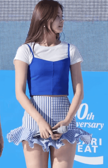 트와이스 정연 덕후들이 한번 빠지면 죽어도 탈덕 못하는 100가지 이유 중 하나 (진짜 개치이고 오조오억번 발리고 설레서 잠 못잠 주의.............) | 인스티즈