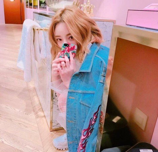 연예인 인맥쩌는 쇼핑몰 모델 | 인스티즈