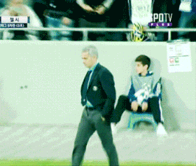 오늘자 잔디남 무리뉴 gif | 인스티즈