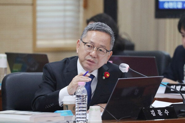 김문수 "따까리 할라믄 공무원 해야제"…공직 비하 발언 파장 | 인스티즈
