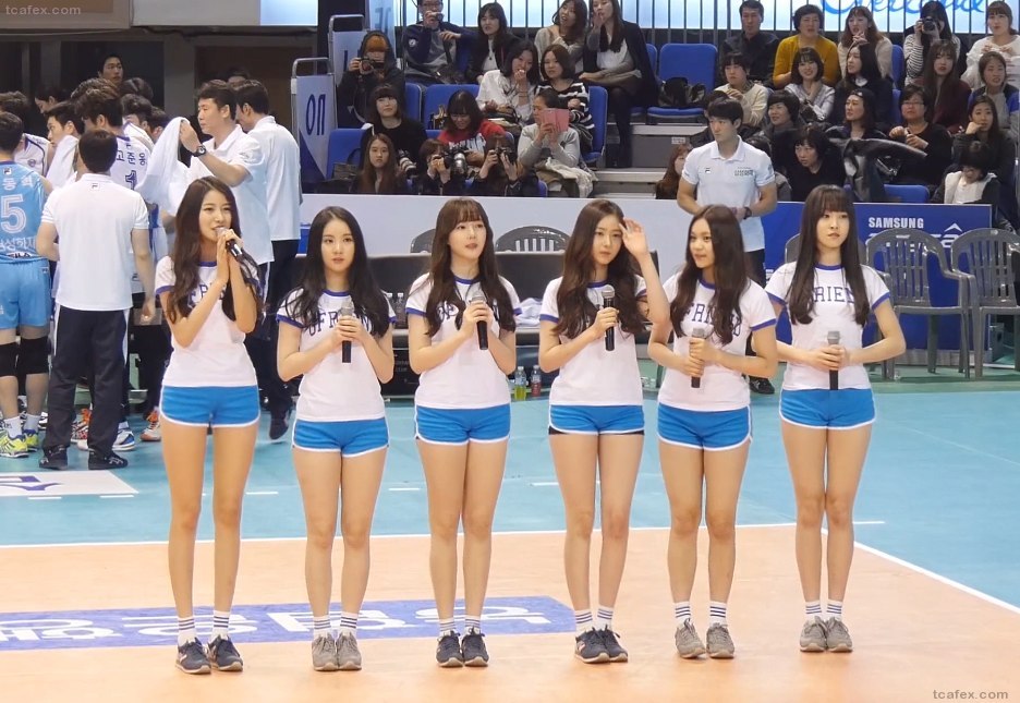 여자친구 단체 핫팬츠 | 인스티즈