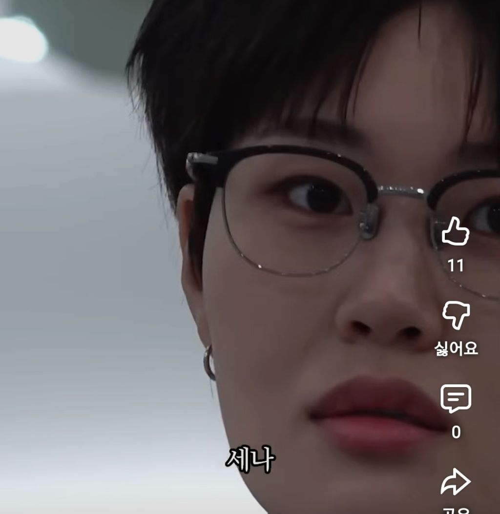 복화술 개인기 가져왔다 엄지훈남한테 다뺏김 | 인스티즈