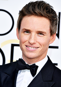오늘자 에디 레드메인 근황ㄷㄷㄷ | 인스티즈