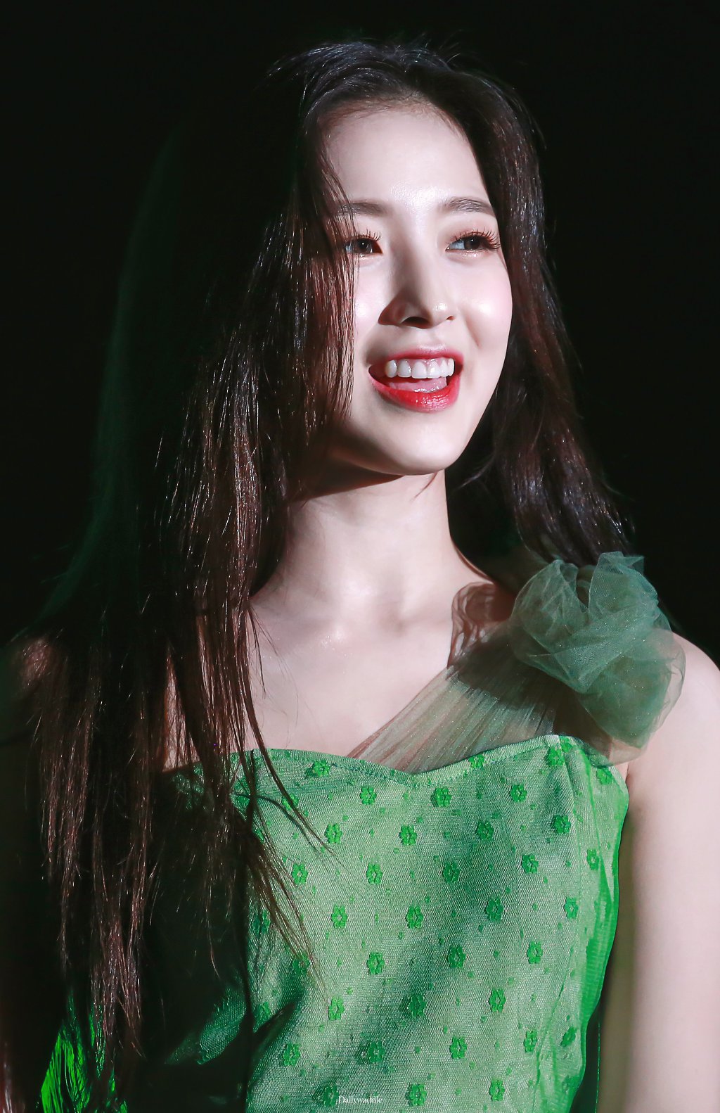 의외로 청순한 오마이걸 아린이.jpgif | 인스티즈